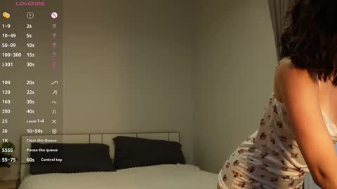 Gloria online show from November 24, 2025, 11:37 pm