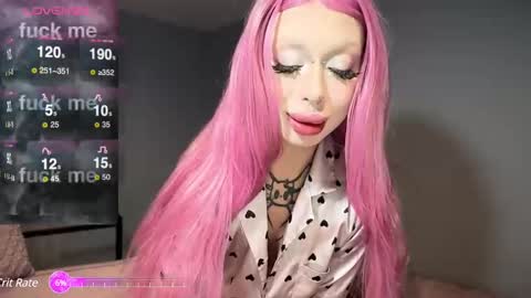 Snapshot of gloryaaaa chatting on December 28, 2024, 7:33 am I want to make you happy and lovense  online show from December 28, 2024, 7:33 am