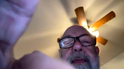 gngnxxx online show from December 2, 2025, 6:25 pm