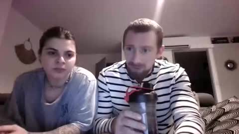 Snapshot of gnl_ chatting on December 16, 2025, 9:20 pm gnl_ online show from December 16, 2025, 9:20 pm