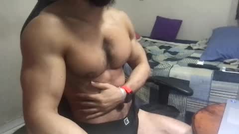 god hunkules online show from January 18, 2025, 7:04 pm