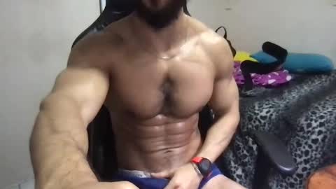 god hunkules online show from February 3, 2025, 4:20 pm