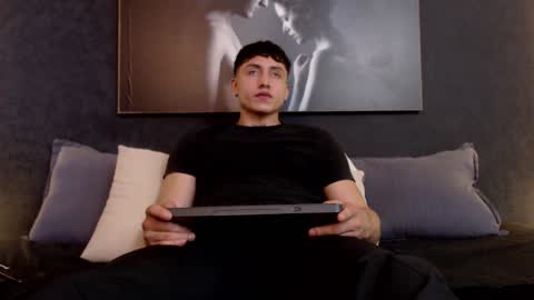 steven online show from December 22, 2024, 10:15 pm