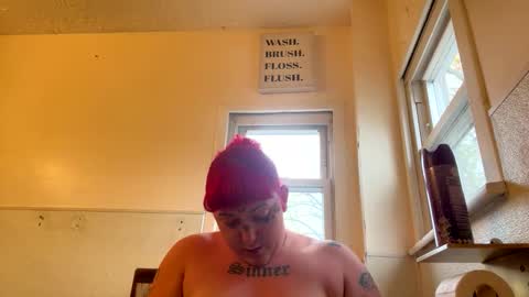 Snapshot of goddess182002 chatting on November 2, 2025, 3:03 pm goddess182002 online show from November 2, 2025, 3:03 pm