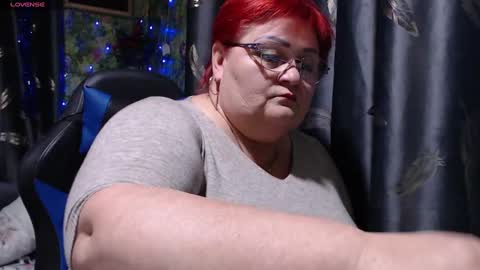 Goddess online show from January 14, 2025, 3:47 pm