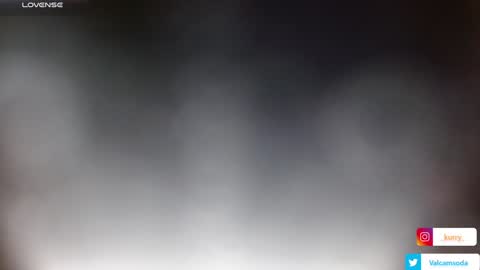 Snapshot of goddess_val chatting on December 10, 2024, 10:49 am Valentina online show from December 10, 2024, 10:49 am