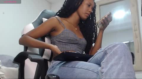 Snapshot of goddess_valen chatting on November 6, 2025, 4:30 pm goddess_valen online show from November 6, 2025, 4:30 pm