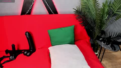 goddessemily_ online show from September 20, 2025, 5:19 am