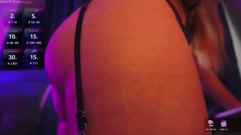 Snapshot of goddesseriss chatting on October 28, 2025, 6:50 am MesmErisse online show from October 28, 2025, 6:50 am