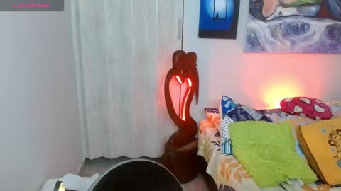  Naih Reyes online show from October 17, 2025, 2:15 am