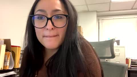 Snapshot of goddessxxrosexx chatting on January 24, 2025, 1:03 am GoddessxxRosexx online show from January 24, 2025, 1:03 am