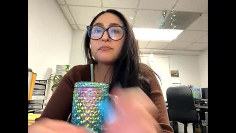 Snapshot of goddessxxrosexx chatting on February 22, 2025, 2:06 am GoddessxxRosexx online show from February 22, 2025, 2:06 am