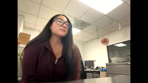 Snapshot of goddessxxrosexx chatting on March 7, 2025, 2:25 am GoddessxxRosexx online show from March 7, 2025, 2:25 am