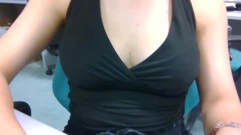 Snapshot of godpphire chatting on September 11, 2025, 12:38 pm godpphire online show from September 11, 2025, 12:38 pm