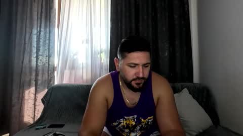 Snapshot of gold_alpha_boy chatting on October 10, 2025, 8:46 am gold_alpha_boy online show from October 10, 2025, 8:46 am