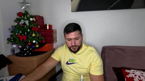 gold_alpha_boy online show from December 2, 2025, 11:26 am