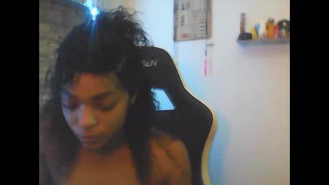 Snapshot of goldamethyst98 chatting on September 15, 2025, 5:13 pm Amethyst online show from September 15, 2025, 5:13 pm