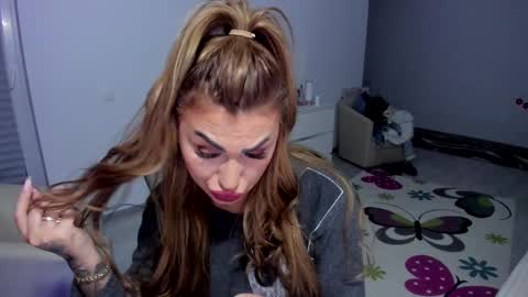 Snapshot of golddivine00 chatting on January 27, 2025, 5:14 am Nicole.. online show from January 27, 2025, 5:14 am