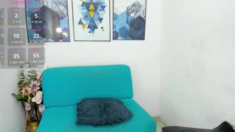 goldenbigcockts online show from November 21, 2025, 4:38 pm