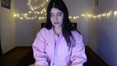 goldencandycotton online show from February 22, 2025, 6:52 pm