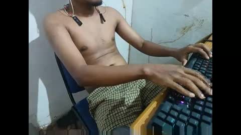 Snapshot of goldengodzilla69 chatting on September 24, 2025, 7:33 am goldengodzilla69 online show from September 24, 2025, 7:33 am