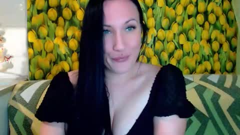 Snapshot of goldmoonn chatting on December 9, 2024, 11:13 pm goldmoonn online show from December 9, 2024, 11:13 pm