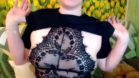 Snapshot of goldmoonn chatting on January 13, 2025, 5:44 pm goldmoonn online show from January 13, 2025, 5:44 pm