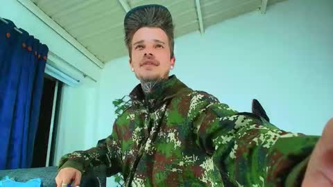 Snapshot of goldy_loyal99 chatting on September 21, 2025, 8:27 am Goldy Loyal93 online show from September 21, 2025, 8:27 am