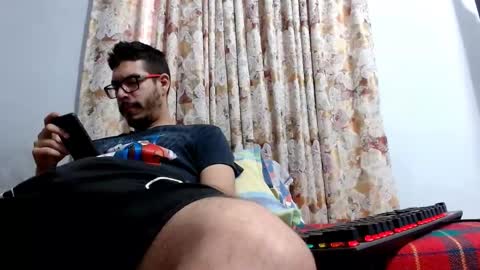 julin Andrs online show from March 2, 2025, 3:37 pm