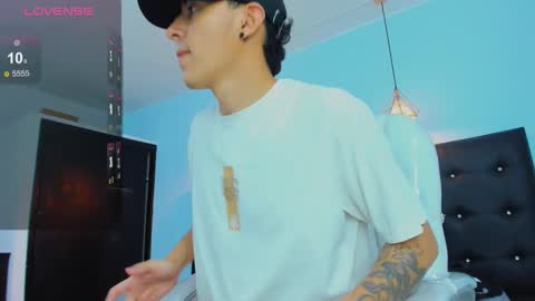 Snapshot of good_sheep chatting on November 6, 2025, 3:51 am good_sheep online show from November 6, 2025, 3:51 am