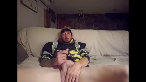 Snapshot of goodtimefun81 chatting on November 6, 2025, 3:18 am goodtimefun81 online show from November 6, 2025, 3:18 am