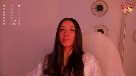 Snapshot of gorgeous_brunette chatting on December 6, 2024, 7:32 am Rose online show from December 6, 2024, 7:32 am