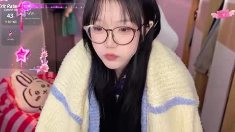Snapshot of gorgeous_girl33 chatting on December 12, 2024, 11:47 pm gorgeous girl33 online show from December 12, 2024, 11:47 pm