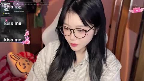 Snapshot of gorgeous_girl33 chatting on December 20, 2024, 12:38 pm gorgeous girl33 online show from December 20, 2024, 12:38 pm