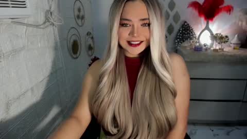 Snapshot of gorgeousamandarose chatting on January 16, 2025, 12:02 am Amanda rose online show from January 16, 2025, 12:02 am