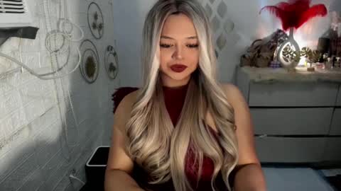 Snapshot of gorgeousamandarose chatting on February 17, 2025, 8:15 pm Amanda rose online show from February 17, 2025, 8:15 pm