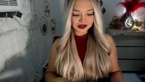 Snapshot of gorgeousamandarose chatting on February 23, 2025, 5:29 pm Amanda rose online show from February 23, 2025, 5:29 pm