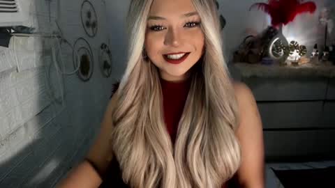 Snapshot of gorgeousamandarose chatting on March 9, 2025, 3:32 am Amanda rose online show from March 9, 2025, 3:32 am