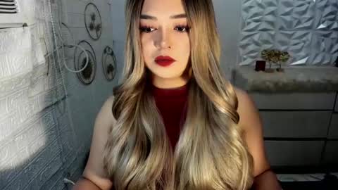 Snapshot of gorgeousamandarose chatting on October 17, 2025, 9:01 am Amanda rose online show from October 17, 2025, 9:01 am