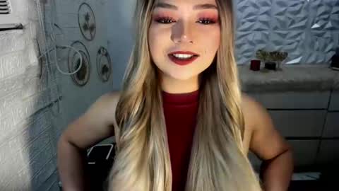 Snapshot of gorgeousamandarose chatting on October 22, 2025, 1:50 am Amanda rose online show from October 22, 2025, 1:50 am