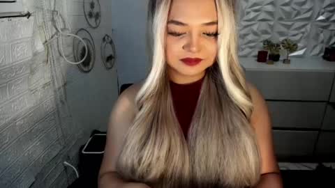 Snapshot of gorgeousamandarose chatting on November 18, 2025, 8:08 am Amanda rose online show from November 18, 2025, 8:08 am