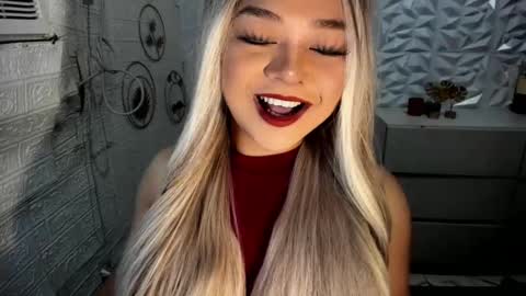 Snapshot of gorgeousamandarose chatting on November 22, 2025, 2:10 am Amanda rose online show from November 22, 2025, 2:10 am