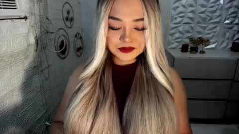 Snapshot of gorgeousamandarose chatting on November 24, 2025, 12:32 am Amanda rose online show from November 24, 2025, 12:32 am