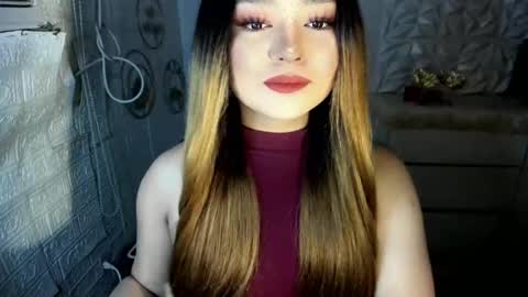 Snapshot of gorgeousamandarose chatting on December 3, 2025, 9:35 pm Amanda rose online show from December 3, 2025, 9:35 pm