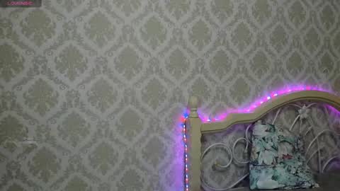 gorgeousline online show from March 7, 2025, 5:18 am