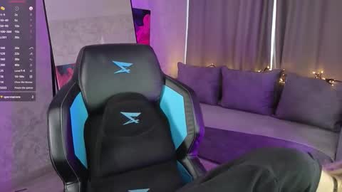 Snapshot of goth__tv chatting on October 28, 2025, 9:02 am Violeta online show from October 28, 2025, 9:02 am