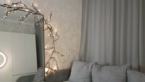 Snapshot of goth_tvt chatting on November 1, 2025, 6:21 pm mulan online show from November 1, 2025, 6:21 pm