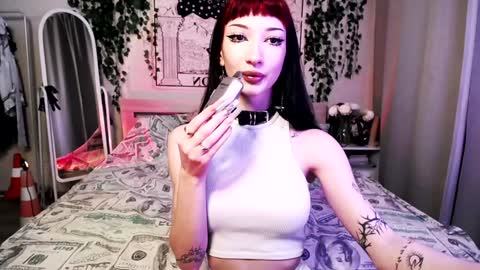 Snapshot of gothdesss chatting on February 2, 2025, 12:09 am online show from February 2, 2025, 12:09 am