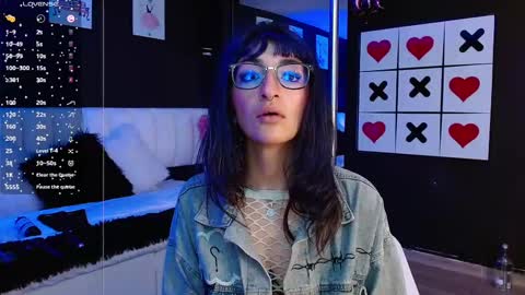 Meredith Alessandra online show from March 3, 2025, 7:43 am