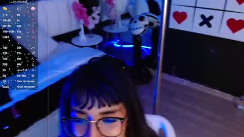 Meredith Alessandra online show from March 3, 2025, 10:49 am